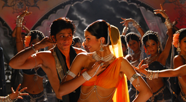 恋する輪廻 オーム・シャンティ・オーム | 横浜の映画館・ミニシアター